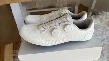 Trek, Velocis Road