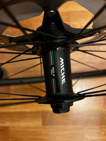 Brugt Wilier Carbon Wheels 38mm 2023 bike — billede 4 af 5