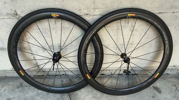 Used Mavic COSMIC CARBONE 40 2022 bike — image 10 of 23