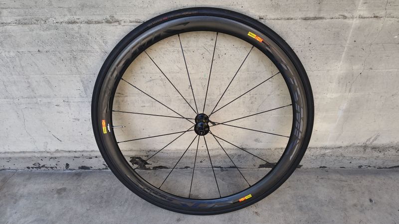 Used Mavic COSMIC CARBONE 40 2022 bike — image 18 of 23