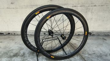 Tweedehands Mavic COSMIC CARBONE 40 2022 Wheels