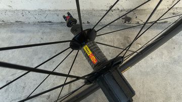 Used Mavic COSMIC CARBONE 40 2022 bike — image 15 of 23