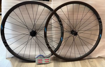 Used Quai M-Series Carbon 29" MTB BOOST Wheelset Wheels
