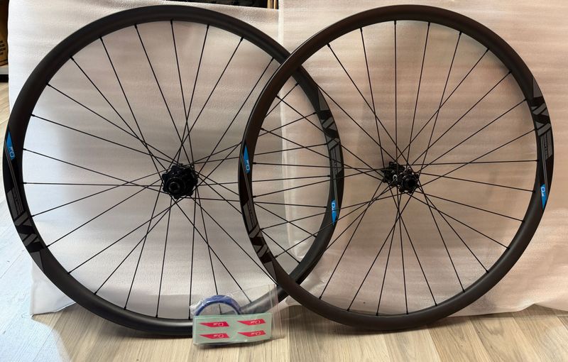 Quai M-Series Carbon 29" MTB BOOST Wheelset Wheels d'occasion