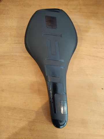 Używany Deity Speedtrap Saddle Saddles & Seatposts