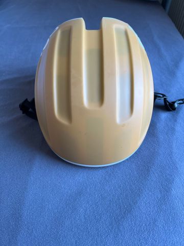 Used POC Ventral MIPS Helmet 2025 bike — image 4 of 9
