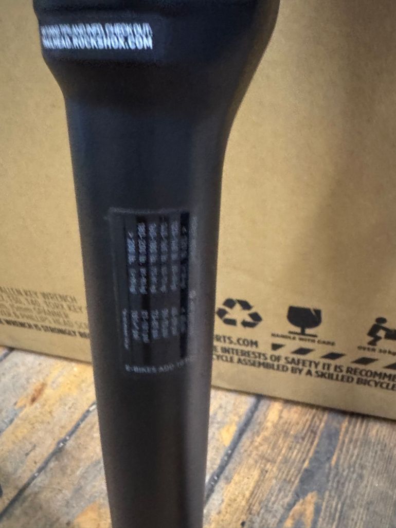 Used RockShox Rock shox sid select+ 2025 bike — image 8 of 9