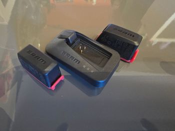 Sram, batterie et chargeur