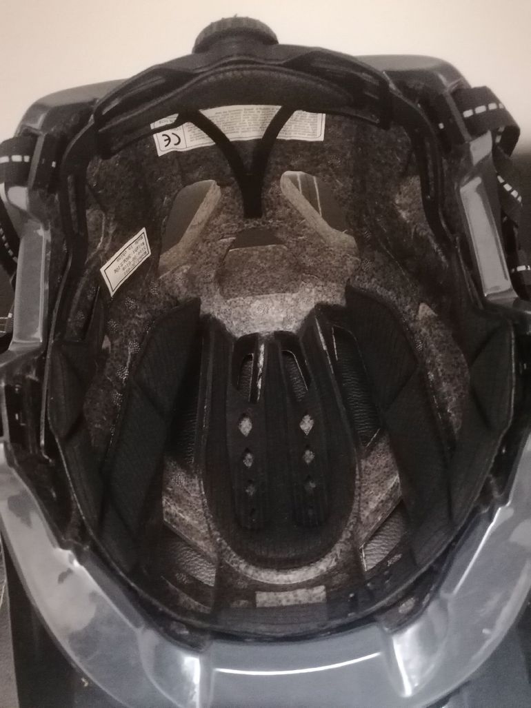 Used stus MTB Helmet 2023 bike — image 6 of 6
