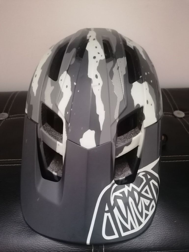 Used stus MTB Helmet 2023 bike — image 2 of 6