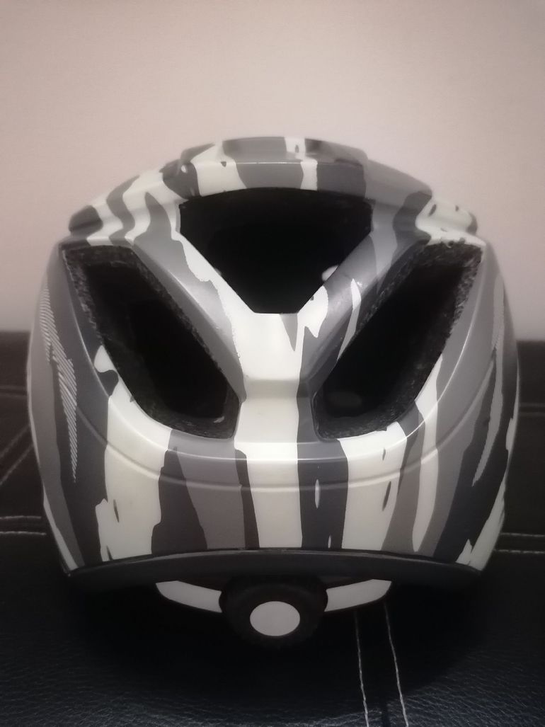 Used stus MTB Helmet 2023 bike — image 4 of 6
