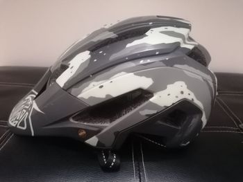 Used stus MTB Helmet 2023 bike