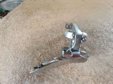 Campagnolo Aventi 2 Plateaux Drivetrain & Pedals usato
