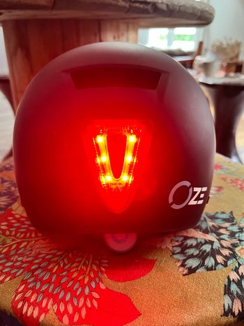 Used OZE Casque de glisse urbain à visière noir 2024 bike — image 8 of 15