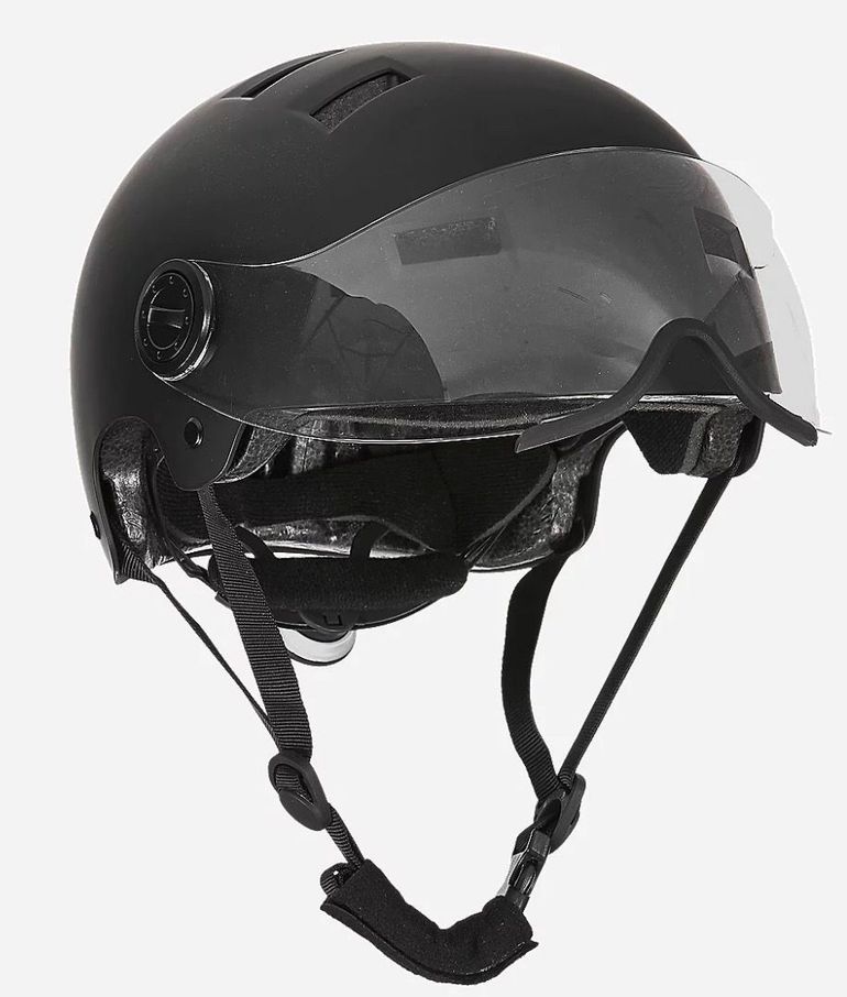 Used OZE Casque de glisse urbain à visière noir 2024 bike — image 1 of 15