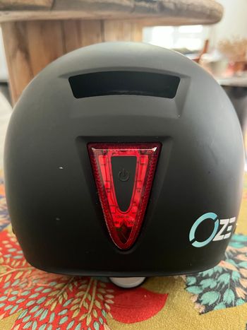 Used OZE Casque de glisse urbain à visière noir 2024 bike — image 6 of 15