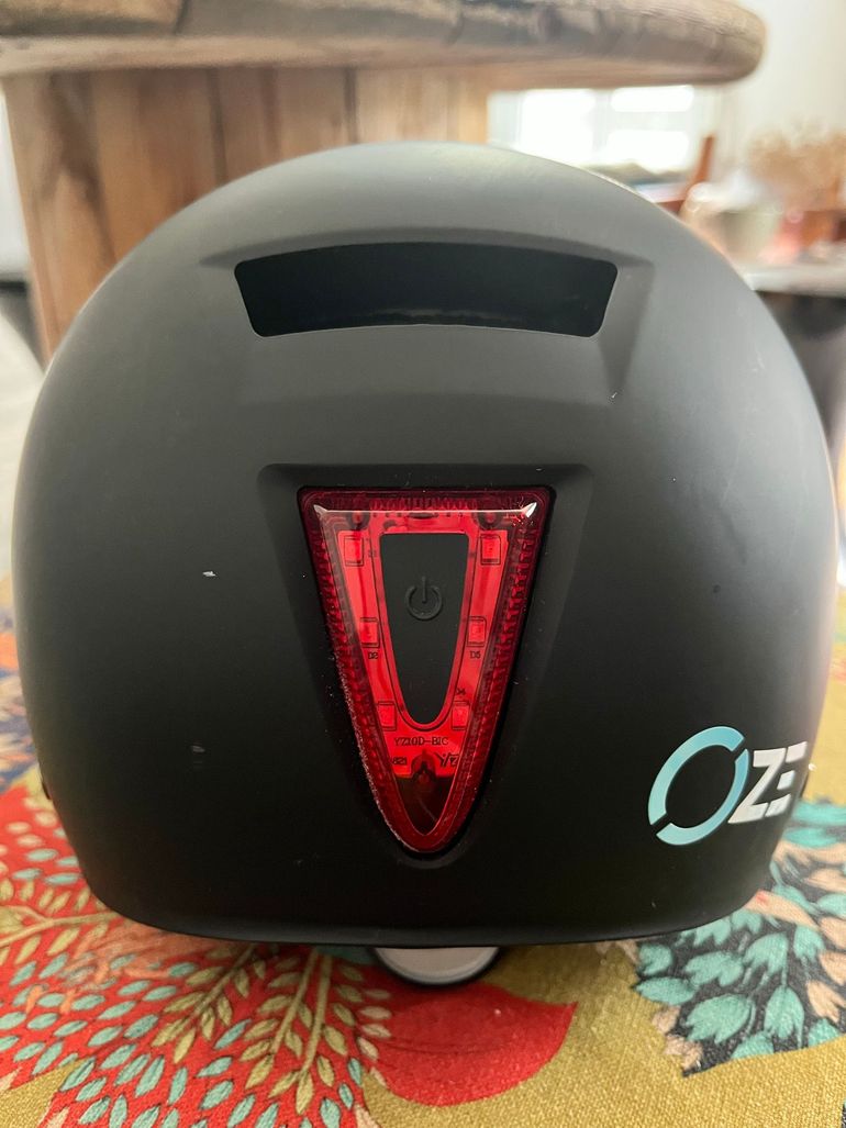 Used OZE Casque de glisse urbain à visière noir 2024 bike — image 6 of 15