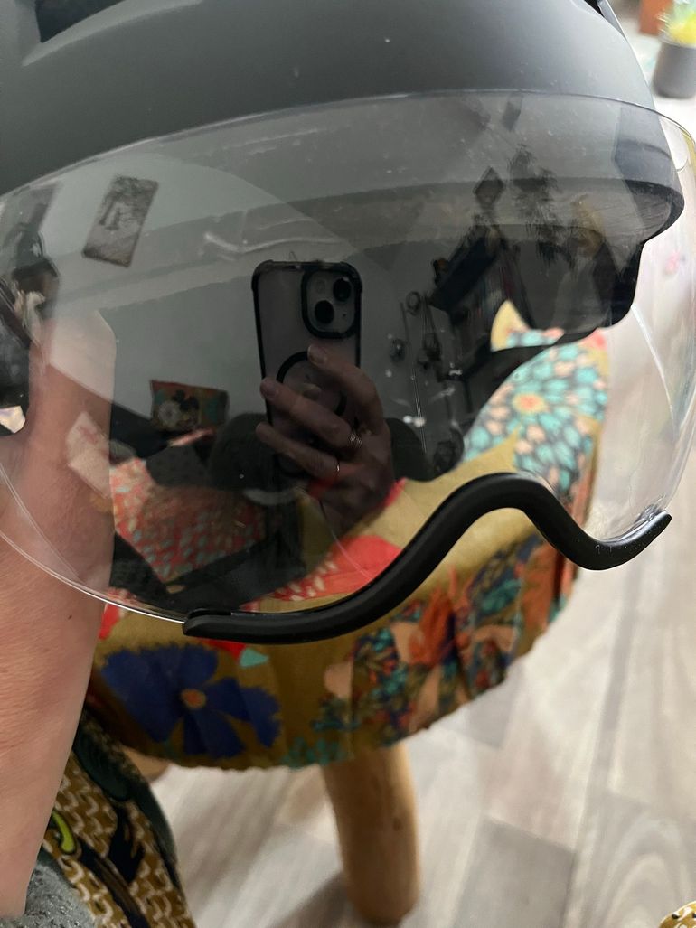 Used OZE Casque de glisse urbain à visière noir 2024 bike — image 15 of 15