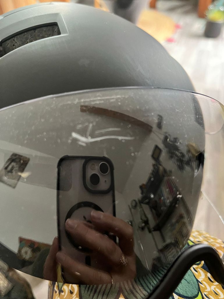 Used OZE Casque de glisse urbain à visière noir 2024 bike — image 14 of 15