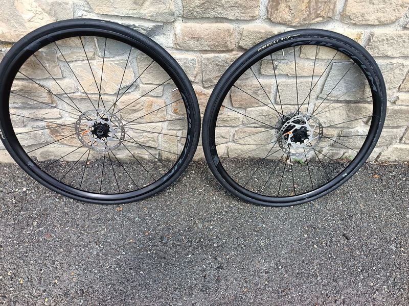 Brugt Fulcrum Racing 6 2024 bike — billede 4 af 9