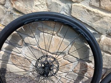 Brugt Fulcrum Racing 6 2024 bike — billede 2 af 9