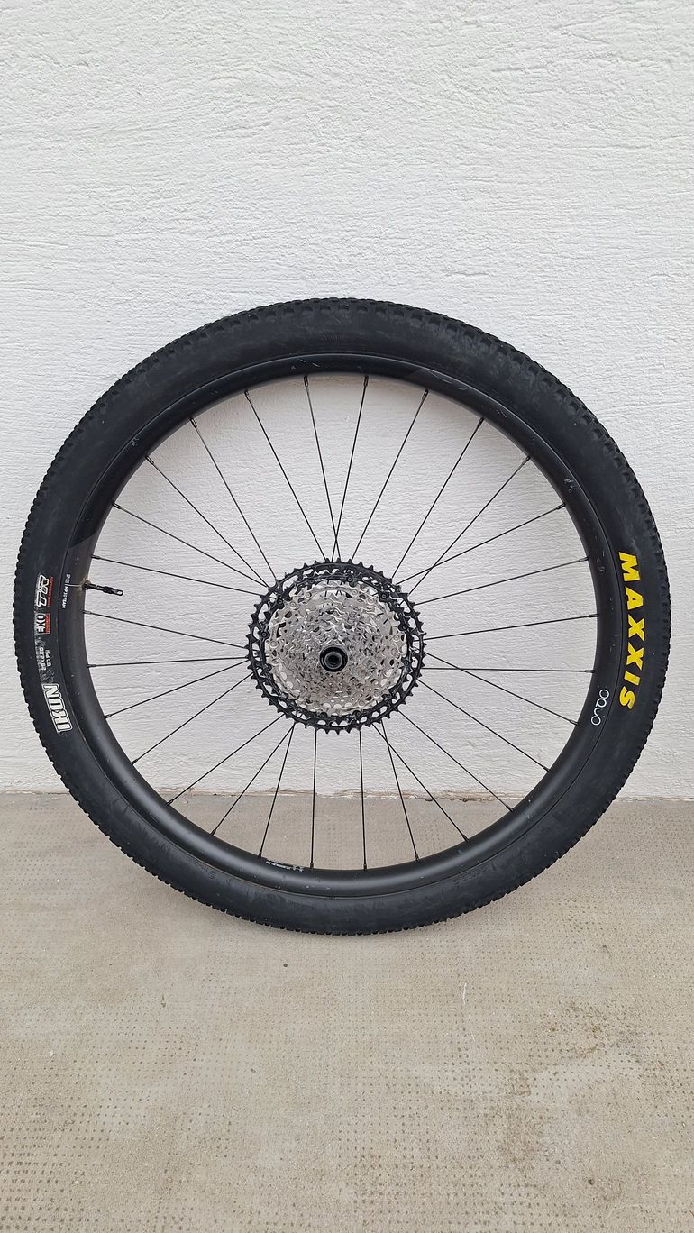 Used OQUO MP30 TEAM Carbon Wheelset 2024 bike — image 2 of 7