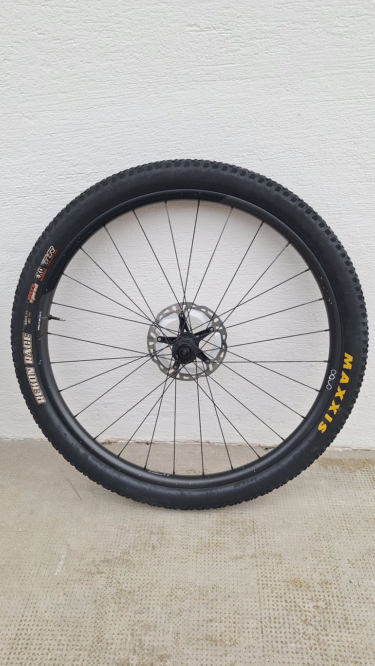 Used OQUO MP30 TEAM Carbon Wheelset 2024 bike — image 3 of 7