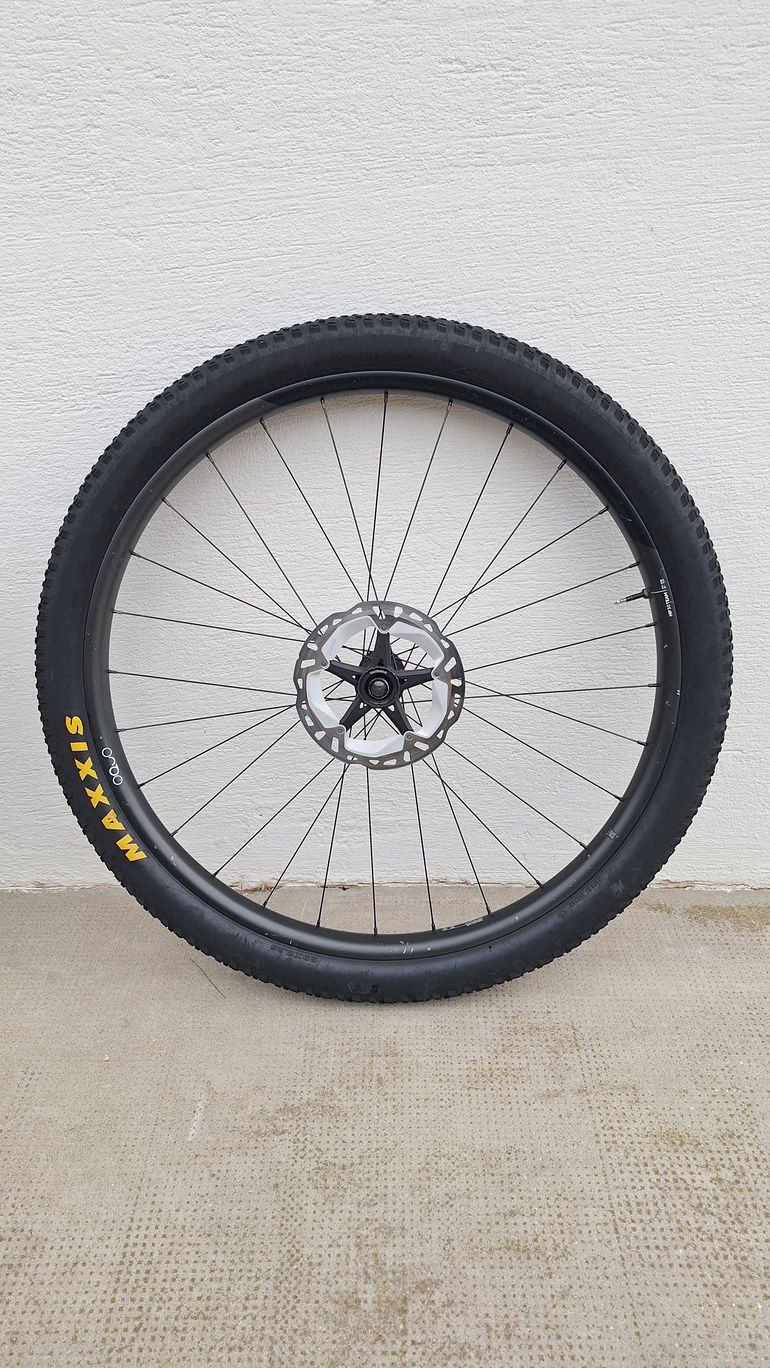 Used OQUO MP30 TEAM Carbon Wheelset 2024 bike — image 4 of 7