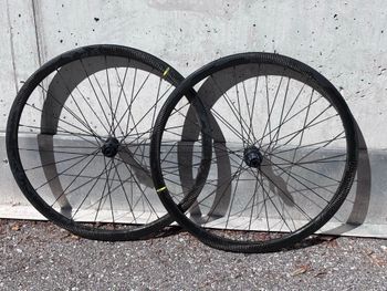 Used Mavic Cosmic SL32 bike — image 2 of 2