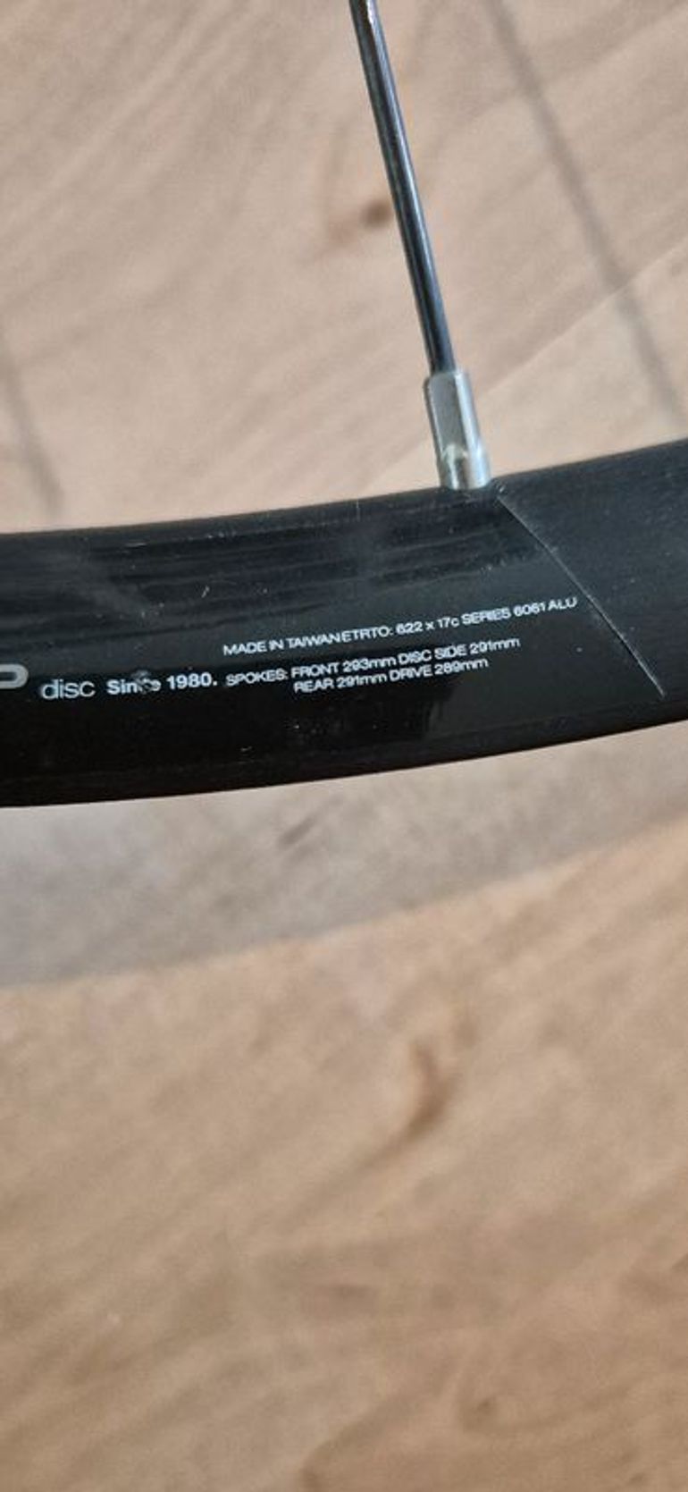 Used Bontrager Affinity TLR Wheels bike — image 2 of 3