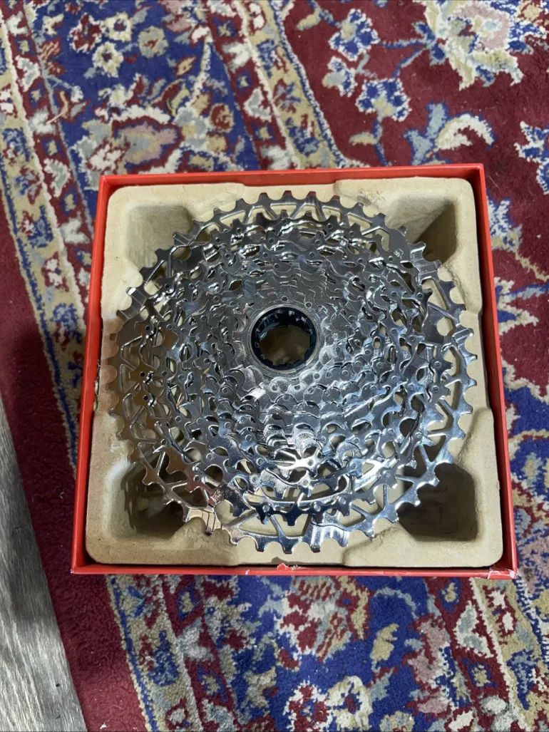 Used Sram XPLR 10-44 2025 bike — image 2 of 3