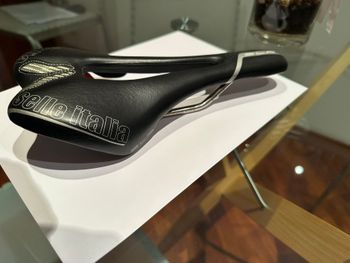 Used Selle Italia Slr Flow 2017 bike — image 2 of 5
