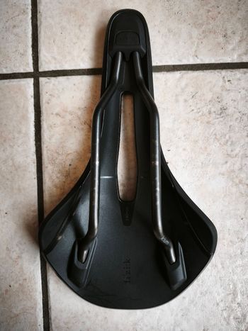 Used Fizik vento antares r3 2025 bike — image 2 of 3