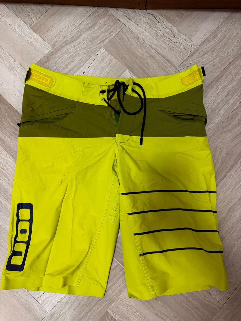Używany Ion Scrub Cycling Clothing