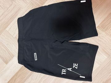 Used Ion Traze Shorts bike — image 3 of 4
