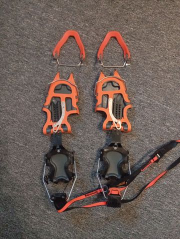 Used camp Alpinist Pro Climbing