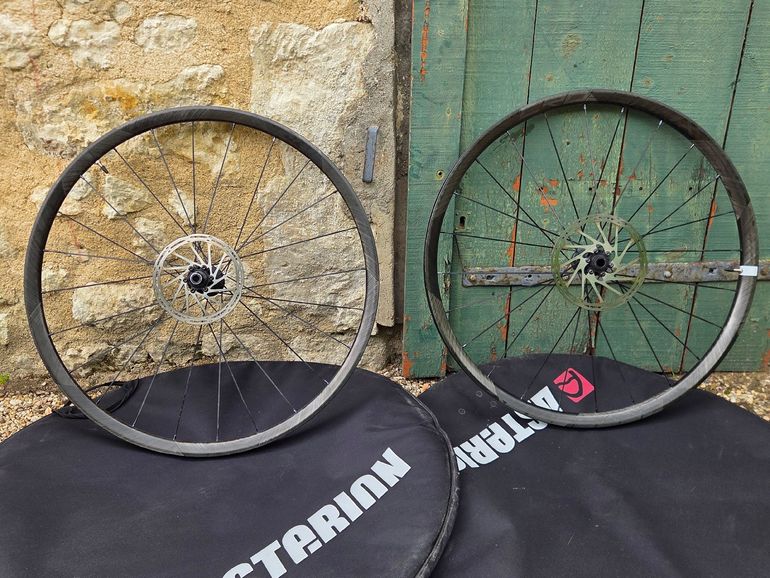 Used Mavic Crossmax SL Ultimate 25 bike — image 1 of 5