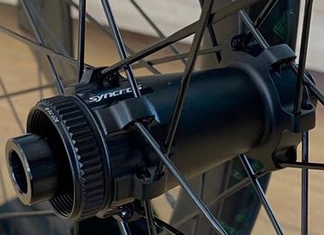 Used Syncros Capital 1.0 35mm 2024 bike — image 2 of 3
