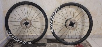 Used Vittoria Elusion Disc 42 bike