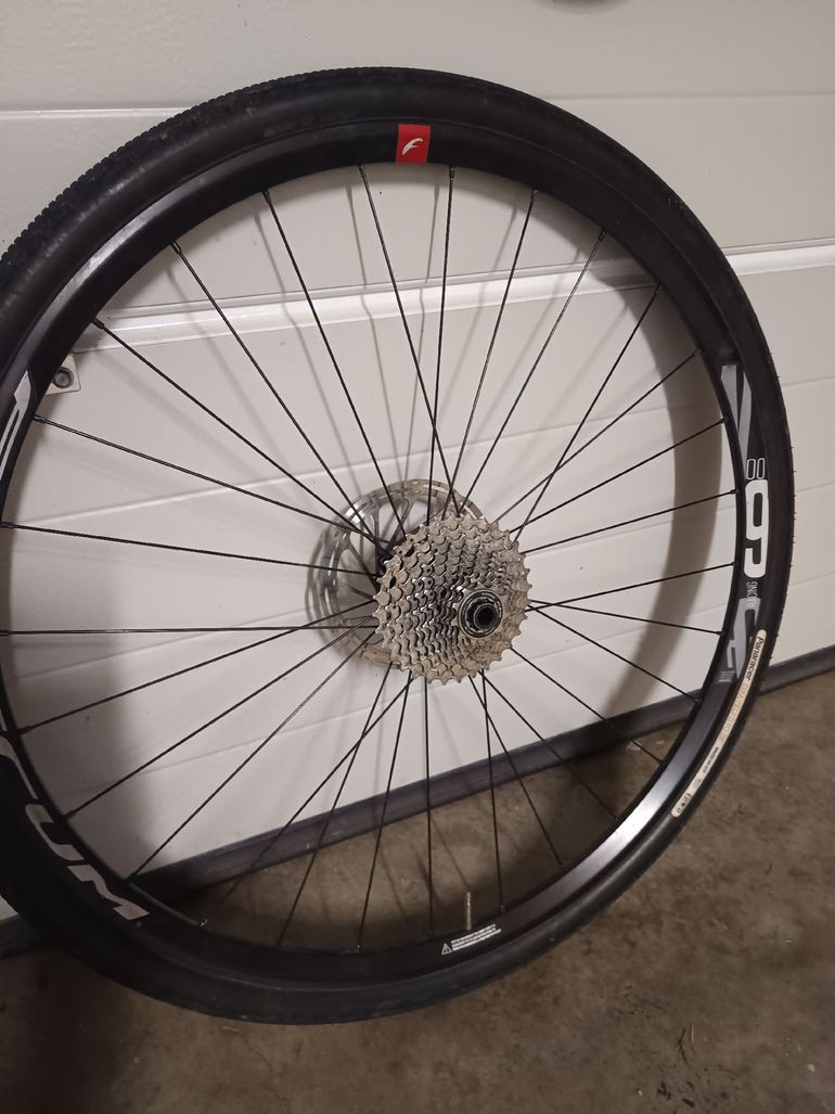 Used Fulcrum racine 600 bike — image 2 of 3