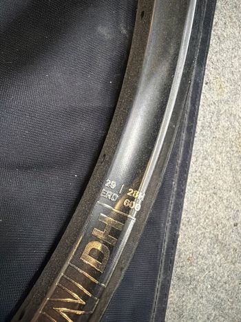 Used E*Thirteen grappler flux carbon 29 bike — image 4 of 5