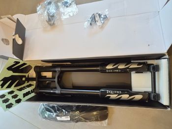 Manitou, Dorado Comp 27.5" 203mm