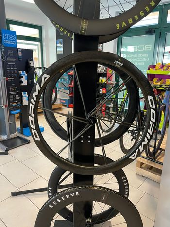 Used Corima MCC Evo Carbon 47mm Tubeless/Disc 2025 bike — image 12 of 18