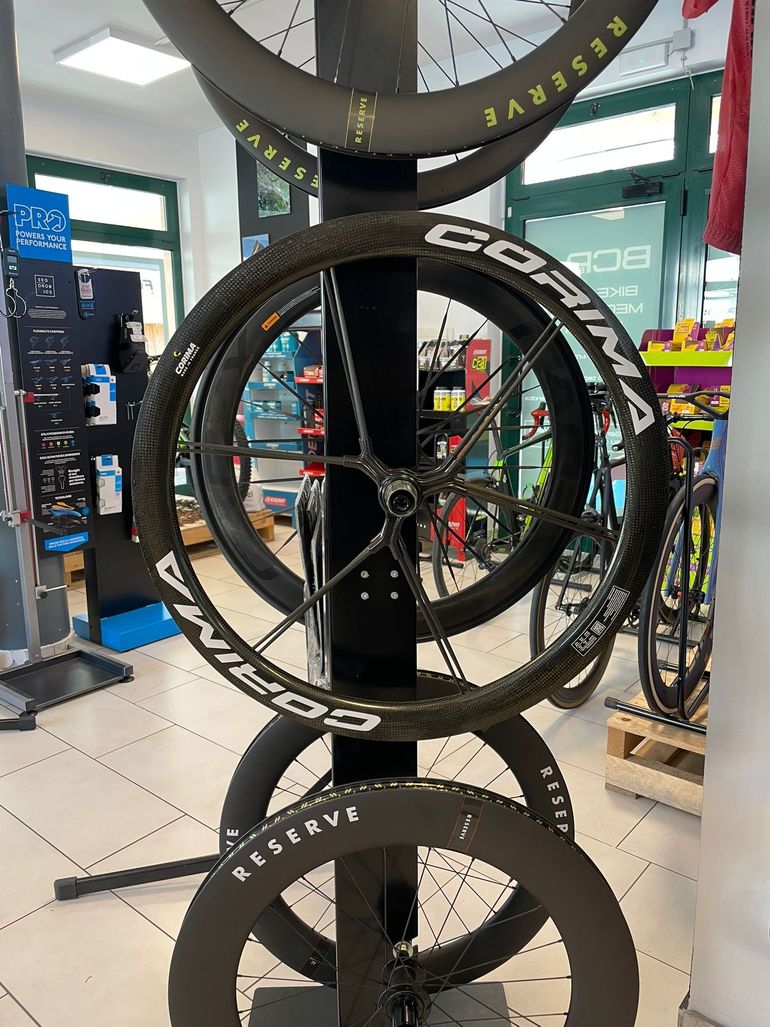 Used Corima MCC Evo Carbon 47mm Tubeless/Disc 2025 bike — image 8 of 18