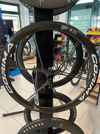 Used Corima MCC Evo Carbon 47mm Tubeless/Disc 2025 bike — image 2 of 18