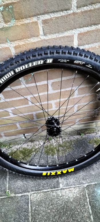 Used Hope Hoops Wheelset bike — image 2 of 9