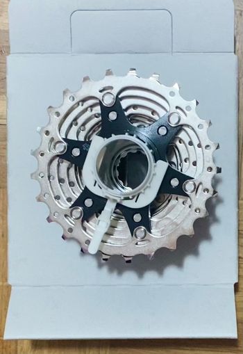 Used Shimano 105 CSR7000 11 V 2025 bike — image 3 of 3