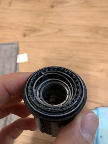 Used Bontrager Aeolus Pro 51 TLR Disc Road Wheel bike — image 7 of 10