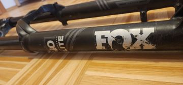 Použité Fox 40 Float Performance Elite GRIP Fork 2019 bike — obrázek 2 z 3