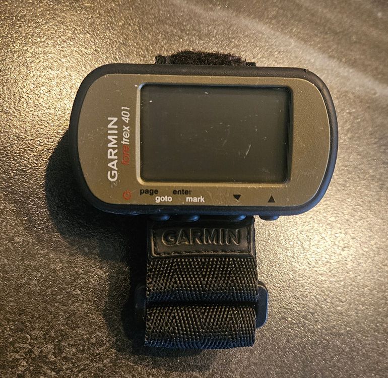 Used Garmin Foretrex 401 GPS Watch bike — image 11 of 11